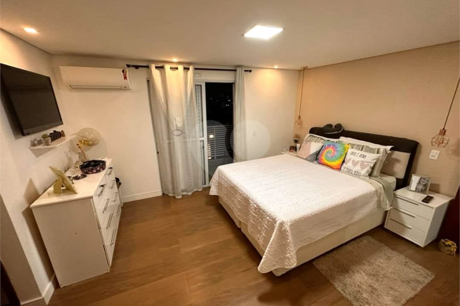 Sobrado à venda com 3 quartos, sendo 1 suíte,  em Tucuruvi, São Paulo, SP