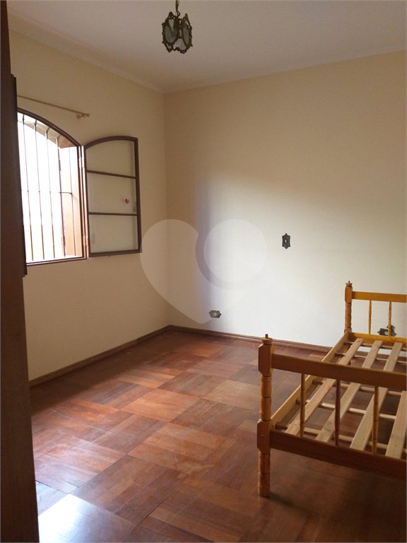 Casa à venda com 3 quartos, sendo 1 suíte,  em Santa Rosa, Vinhedo, SP