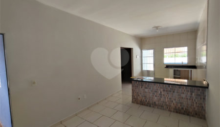 Casa à venda com 2 quartos em Cambuí, Itapetininga, SP