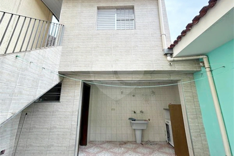 Sobrado à venda com 3 quartos, sendo 1 suíte, em Jardim Peri, São Paulo, SP