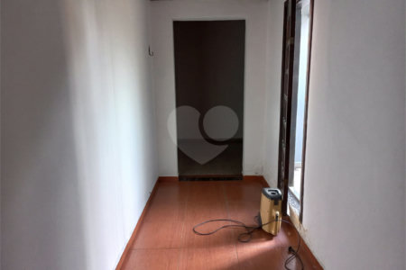Sobrado à venda com 3 quartos em Jaguaré, São Paulo, SP