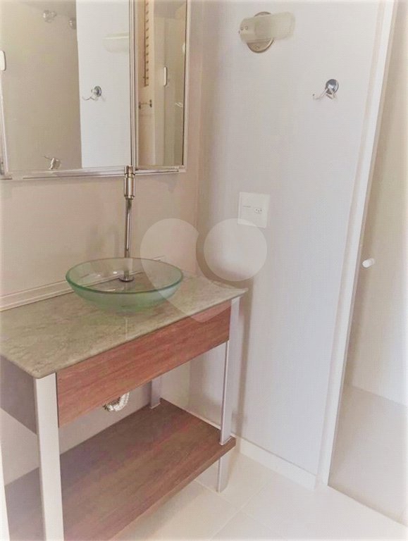 Apartamento à venda com 3 quartos, sendo 1 suíte, em Vila Mariana, São Paulo, SP