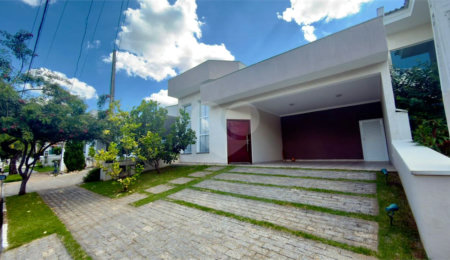 Casa à venda com 4 quartos, sendo 1 suíte,  no condomínio Portobello Sorocaba, Sorocaba - SP