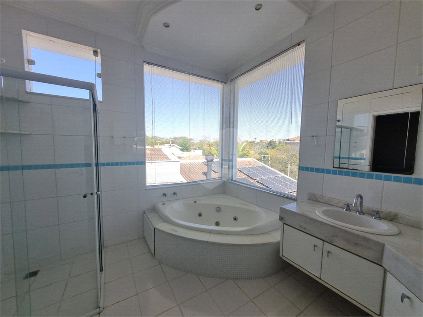 Casa à venda com 3 suítes no condomínio Village Saint Clairte, Sorocaba - SP
