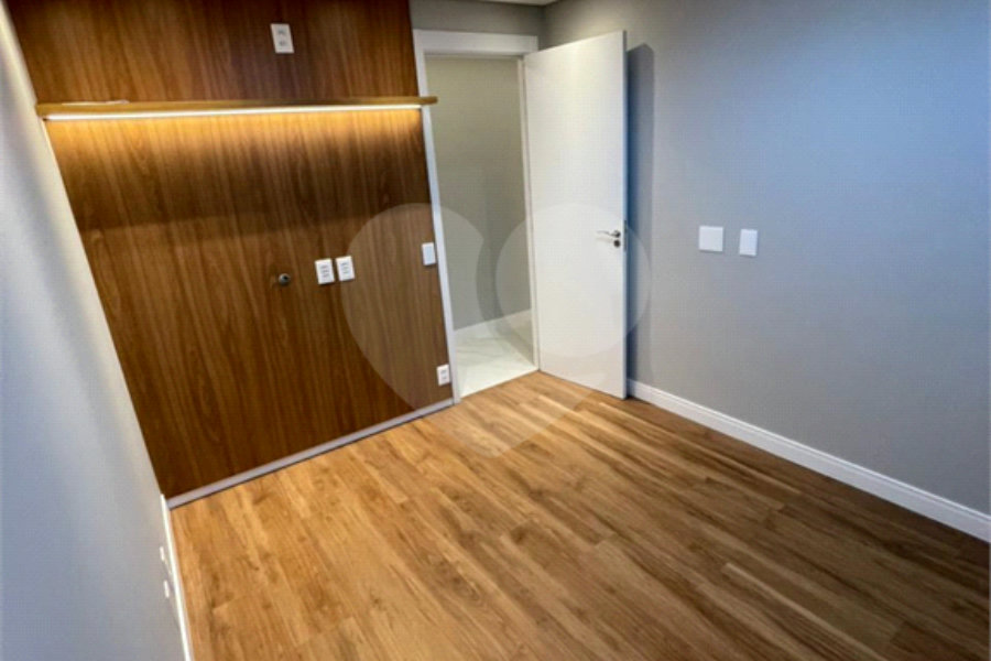 Apartamento à venda ou para alugar com 3 quartos, sendo 1 suíte, em Barra Funda, São Paulo, SP