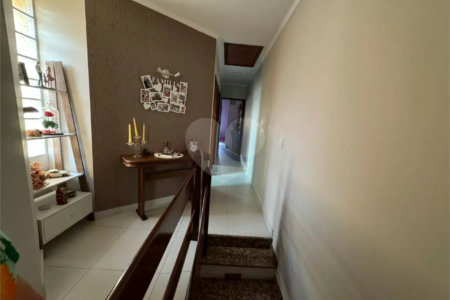Sobrado à venda com 3 quartos, sendo 1 suíte, em Vila Califórnia, São Paulo, SP