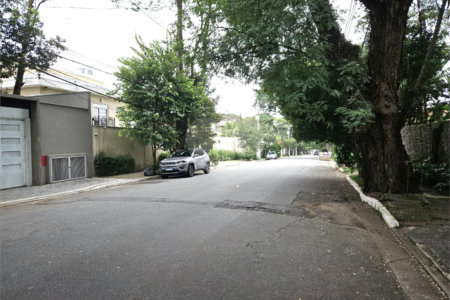 Casa à venda com 4 suítes no condomínio Venezia, São Paulo - SP