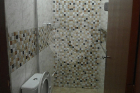Sobrado à venda com 3 quartos em Vila Gomes, São Paulo, SP