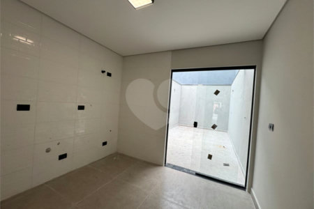Casa em condomínio à venda com 3 quartos, sendo 1 suíte,  em Vila Alpina, São Paulo, SP
