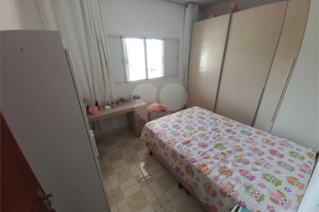 Casa Térrea à venda com 3 quartos em Jardim das Palmas, São Paulo, SP