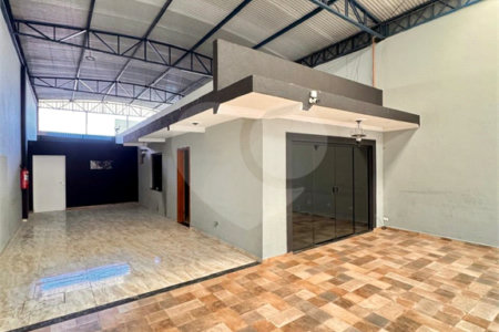 Salão para alugar no Centro, Suzano, SP