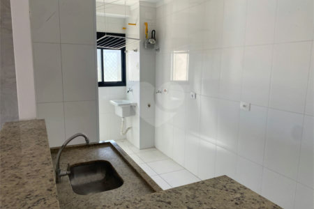 Apartamento à venda com 2 quartos, sendo 1 suíte, em Vila Paulicéia, São Paulo, SP