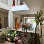 Casa à venda com 5 suítes no condomínio Residencial Bougainville, Campinas - SP