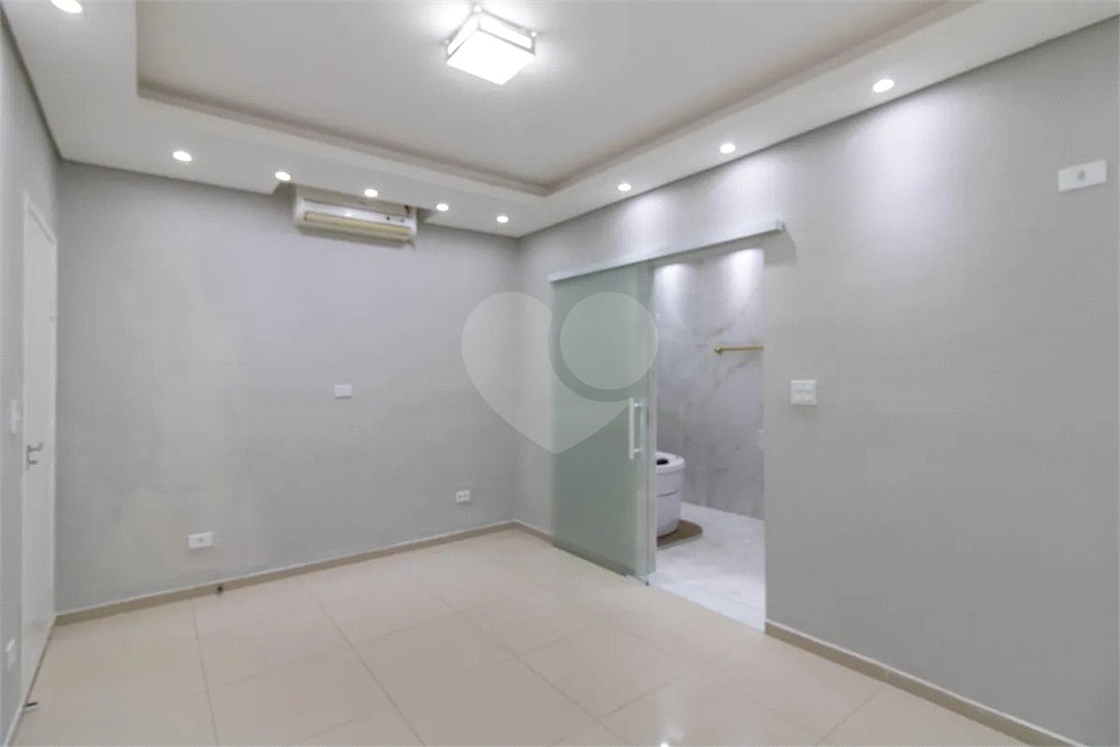 Casa à venda com 3 quartos, sendo 1 suíte, em Parque Santo Antônio, Guarulhos, SP