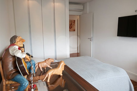 Apartamento à venda com 3 quartos, sendo 1 suíte, em Higienópolis, São Paulo, SP
