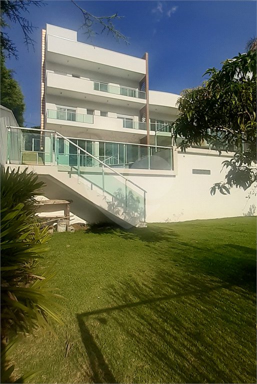 Casa em condomínio à venda ou para alugar com 5 quartos, sendo 3 suítes,  no Centro, Bom Jesus dos Perdões, SP
