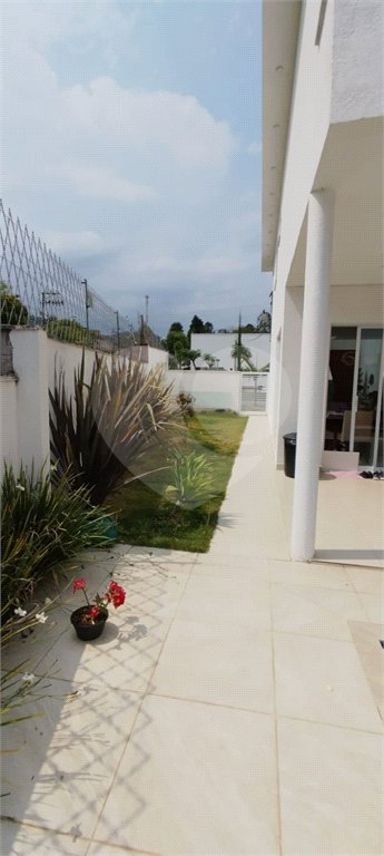 Casa à venda com 3 suítes no condomínio Bella Cittá - Villaggio II, Mogi das Cruzes - SP