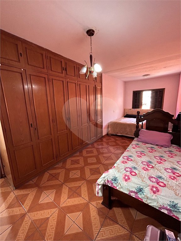 Sobrado à venda com 3 quartos em Tremembé, São Paulo, SP