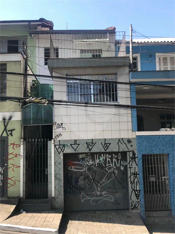 Sobrado à venda com 4 quartos, sendo 2 suítes,  em Vila Pompéia, São Paulo, SP