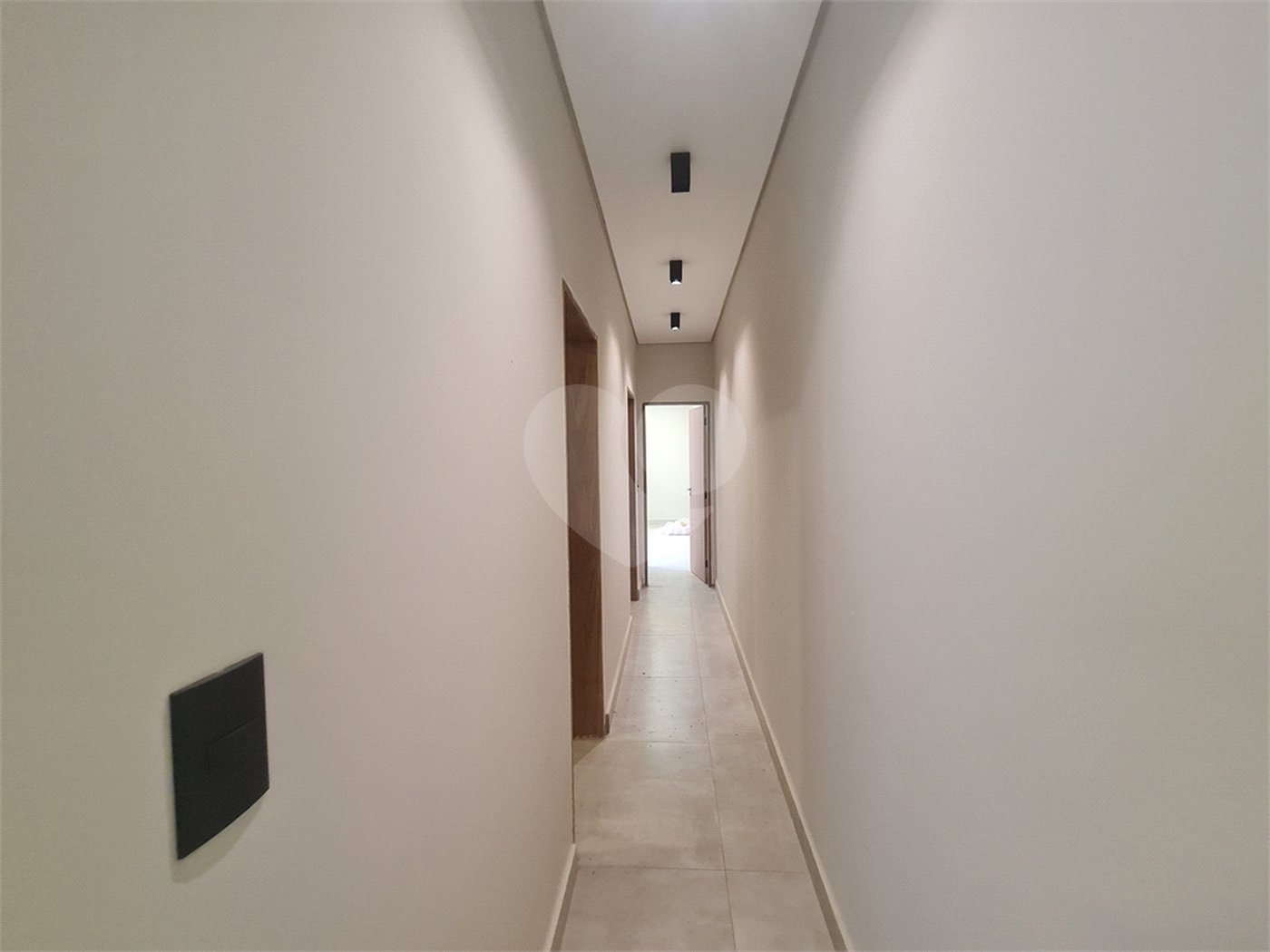 Casa à venda com 3 quartos, sendo 2 suítes, no condomínio Reserva Ipanema I, Sorocaba - SP