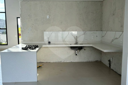 Casa à venda com 3 suítes no condomínio Jardim Residencial Dona Maria Candida, Indaiatuba - SP