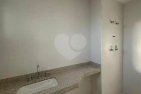 Apartamento à venda com 2 suítes em Jardim das Acácias, São Paulo, SP