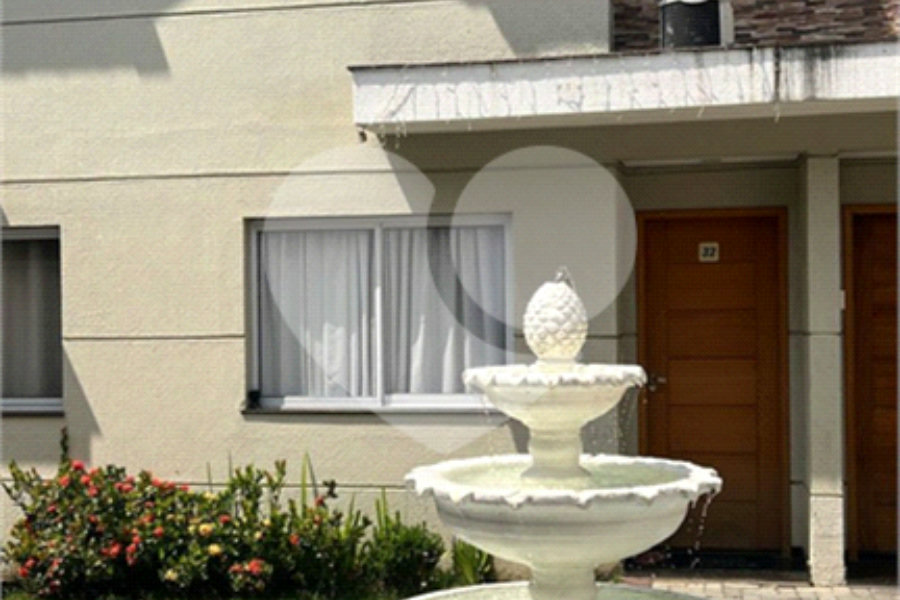 Casa à venda com 2 quartos, sendo 1 suíte,  no condomínio Reserva da Cantareira, São Paulo - SP