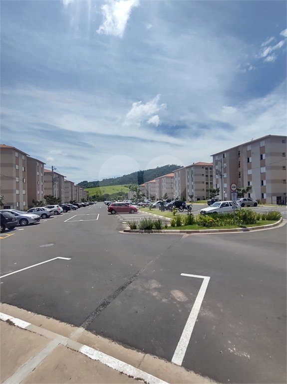 Apartamento à venda com 2 quartos em Sítios Frutal, Valinhos, SP