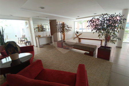Apartamento à venda com 3 quartos, sendo 1 suíte, no Centro, São Roque, SP