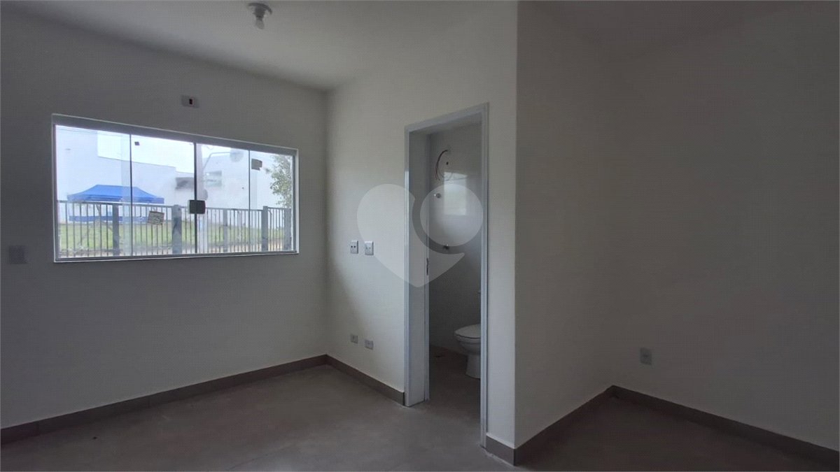 Casa de Vila à venda com 1 quarto em Jardim Santa Marta, Sorocaba, SP