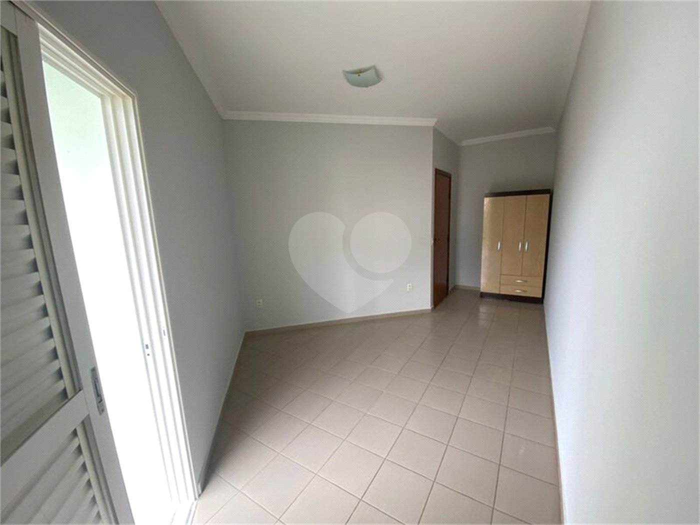 Casa à venda ou para alugar com 6 quartos, sendo 3 suítes,  no condomínio Portal de Itaici, Indaiatuba - SP