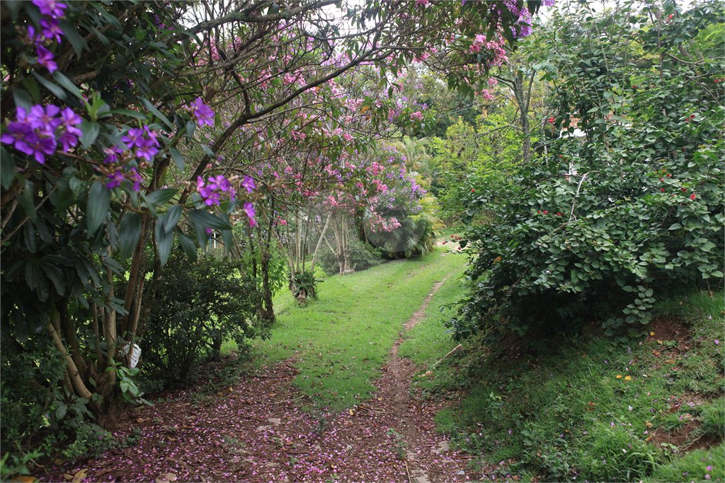 Chácara à venda com 3 quartos, sendo 1 suíte, em Jardim 21 de Março, Louveira, SP