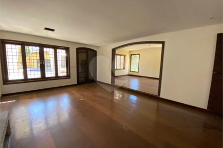 Casa à venda com 4 suítes em Alto da Boa Vista, São Paulo, SP