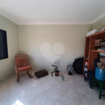 Sobrado à venda com 5 quartos, sendo 1 suíte, em Tremembé, São Paulo, SP