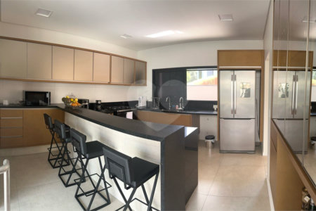 Casa à venda com 5 suítes no condomínio Porto de Atibaia, Atibaia - SP