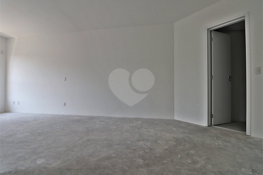 Apartamento à venda com 3 suítes em Santana, São Paulo, SP