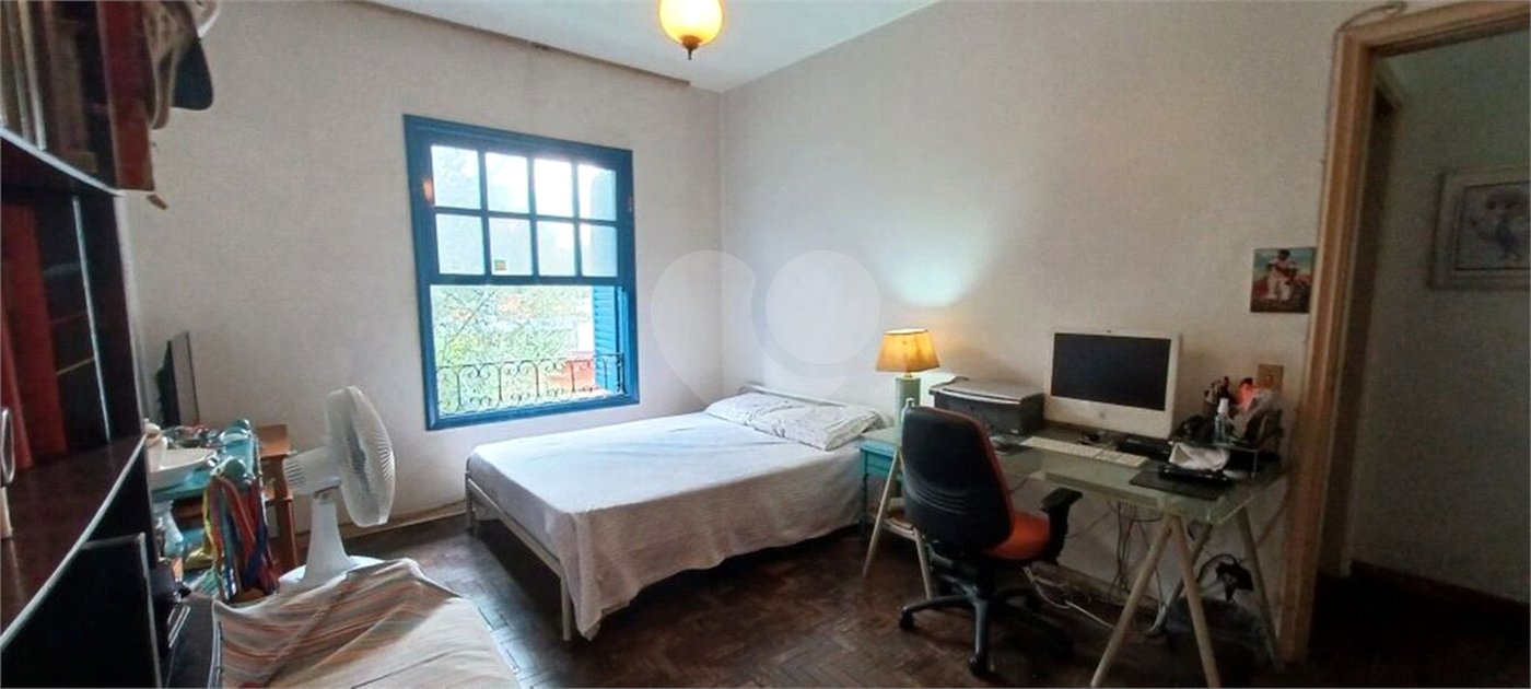 Sobrado à venda com 3 quartos, sendo 1 suíte, em Jardim Novo Mundo, São Paulo, SP