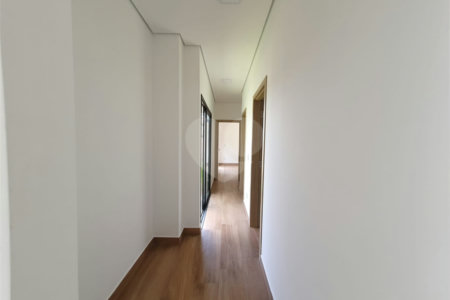 Casa à venda com 3 suítes no condomínio Via Castelli, Louveira - SP