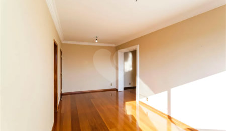 Apartamento à venda com 2 quartos, sendo 1 suíte,  em Vila Olímpia, São Paulo, SP