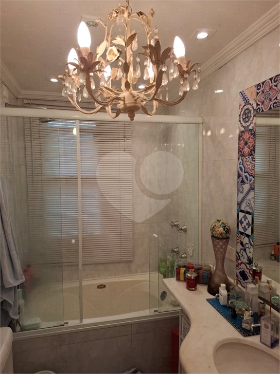 Apartamento à venda com 4 quartos, sendo 2 suítes,  em Brooklin Paulista, São Paulo, SP