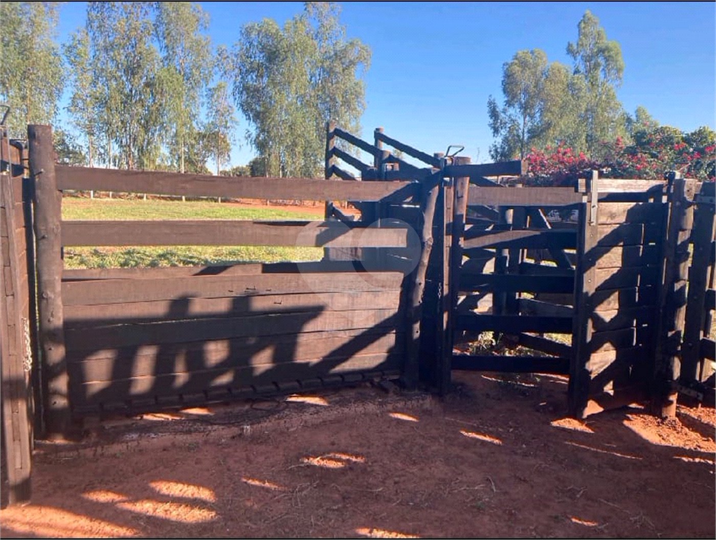 Chácara à venda com 6 quartos no Centro, Terenos, MS