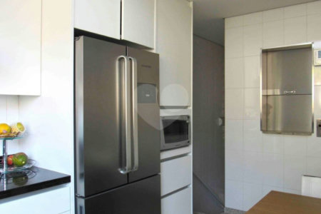 Casa à venda com 4 suítes no condomínio Residencial Giardino Pirandello, São Paulo - SP