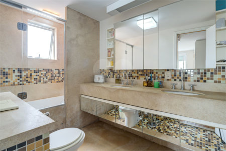 Apartamento à venda com 4 quartos, sendo 3 suítes, em Brooklin, São Paulo, SP