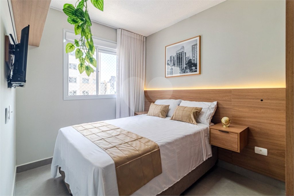 Apartamento à venda com 2 quartos, sendo 1 suíte,  em Liberdade, São Paulo, SP