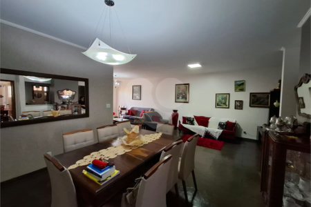 Apartamento à venda com 3 quartos, sendo 1 suíte, no Centro, Araraquara, SP