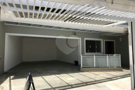 Sobrado à venda com 5 quartos, sendo 4 suítes, em Jardim Franca, São Paulo, SP
