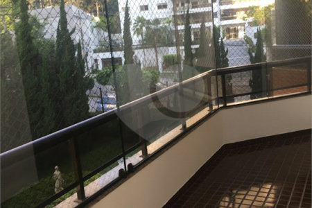 Apartamento à venda com 4 suítes em Vila Suzana, São Paulo, SP