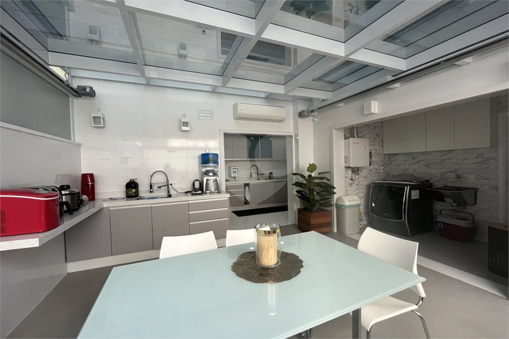 Apartamento à venda com 2 suítes em Barra Funda, São Paulo, SP