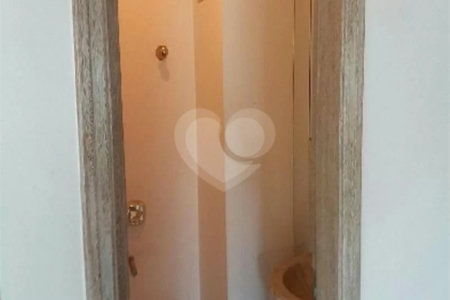 Apartamento à venda com 3 suítes em Aclimação, São Paulo, SP