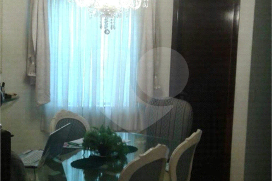 Sobrado à venda com 3 quartos, sendo 2 suítes, em Horto, São Paulo, SP